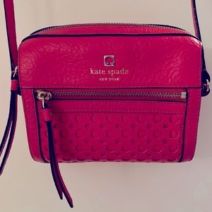 Kate Spade Coral Crossbody. Excellent Condition.